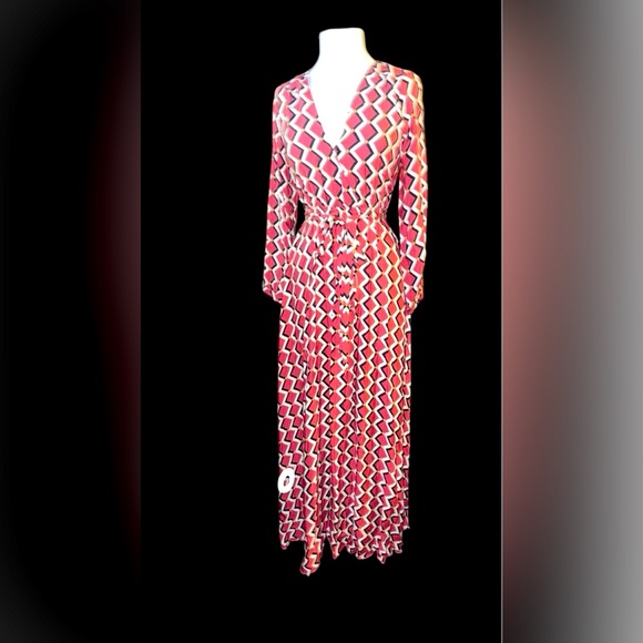 Geometric Red and Black Maxi Dress - Picture 1 of 1